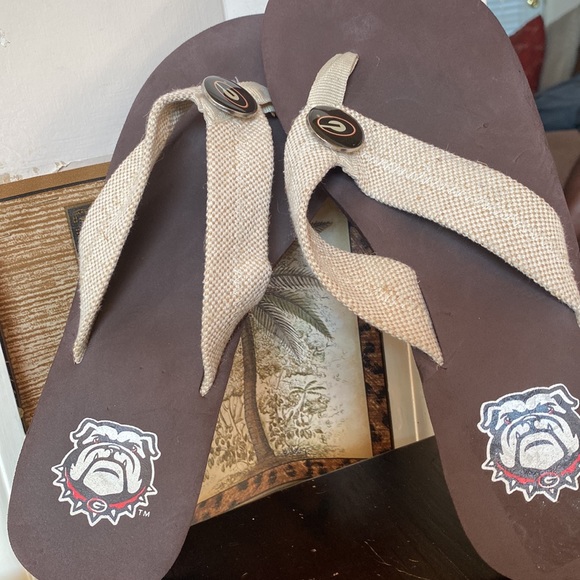 UGA Flip Flops - Picture 4 of 6